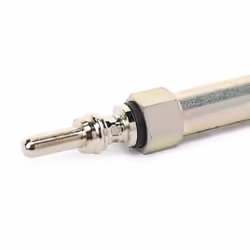 CHAMPION CH222 Glow plug 11V 17,5A M10x1,0 VAUXHALL: Zafira Mk2, Astra Mk5, Vectra Mk2 Kombi, ALFA ROMEO: 159 Saloon, 156 Sportwagon, 147
