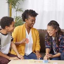 Hasbro Gaming Taboo Kids vs. Parents - Additional view 3