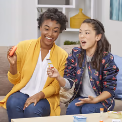 Hasbro Gaming Taboo Kids vs. Parents - Additional view 7