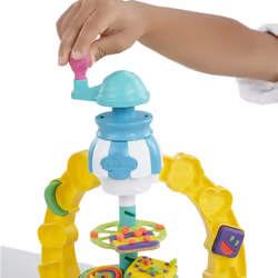 Hasbro Play-Doh Kitchen Creations Sprinkle Cookie Surprise Set with 5 Non-Toxic Colors