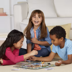 Hasbro Gaming Monopoly Junior Game - Additional view 4