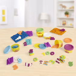 Hasbro Play-Doh Fundamentals - 10 Numbers plus Multiple Shape Stamper