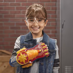 Nerf Marvel Avengers Captain Marvel Power Moves Photon Blast Dart-Launching Toy