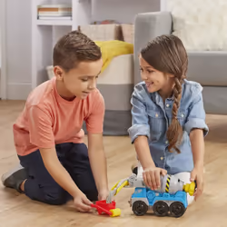 Play-Doh Cement Truck Toy with 4 Non-Toxic Colors
