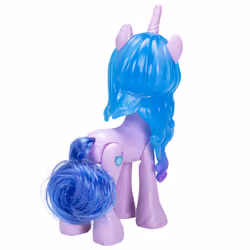 My Little Pony Make Your Mark Toy Cutie Mark Magic Izzy Moonbow - 3-Inch Hoof to Heart Pony for Kids Ages 5 and Up