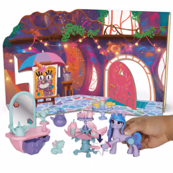 My Little Pony Make Your Mark Toy Unicorn Tea Party Izzy Moonbow - Hoof to Heart Pony with 20 Accessories for Kids 3+