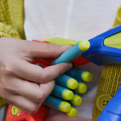 Nerf DinoSquad Terrodak, 12 Elite Darts, Dinosaur Design, 4 Dart Toy Foam Blaster for Kids Outdoor Games - Additional view 5