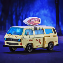 Stranger Things x Transformers Figurine Code Red