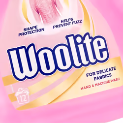 Woolite Original For Delicates Liquid Detergent Hand & Machine Wash 750ml