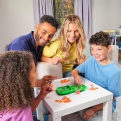 Tomy Games 5 Up (1 Unit) Dice Game