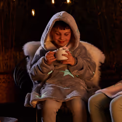 Silentnight Snugsie Kids Oversized Hoodie Glow In The Dark - Denim Star