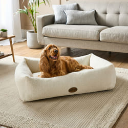 Silentnight Deep Sleep Ultimate Pet Bed Luxurious Plush Cover and Premium Fibres - Medium