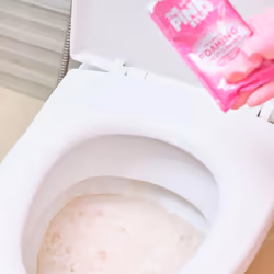 H and A The Pink Stuff Miracle Foaming Toilet Bowl Cleaner: 3 Sachets of Self-Activating Limescale Remover Powder for Powerful Pink Foam Toilet Bowl