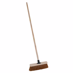 CHARLES BENTLEY Outdoor Broom, Coco Fibre, Fibre Bristles, 4ft Handle, Outdoor Brush, Indoor Brush, Garden, Patio, Decking, D ...
