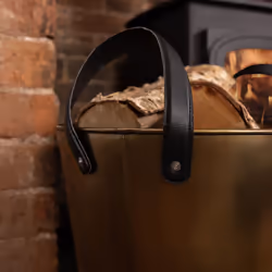 CHARLES BENTLEY Snug Mulberry Small Leather Handle Log Bucket, Metal, Leather, Antique Gold Coloured, Timeless Style, Tree Logo, 4kg Log Capacity,