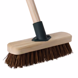 CHARLES BENTLEY Deck Scrub Brush, Outdoor Broom, Bassine Bristles, 4ft Handle, Wooden Handle, 9 Inch Brush, Garden, Patio, Decking, Durable