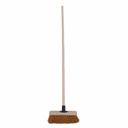 CHARLES BENTLEY Outdoor Broom, Indoor, Coco Fibre, Fibre Bristles, Outdoor Brush, Garden, Patio, Decking, Durable, Practical, Coco, 9.5 Inch, Premium