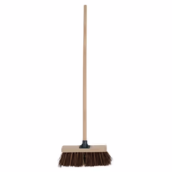 CHARLES BENTLEY Outdoor Broom, Natural Bassine, Natural Cane, Cane Bristles, Bassine Bristles, Outdoor Brush, Garden, Patio, Decking, Durable,