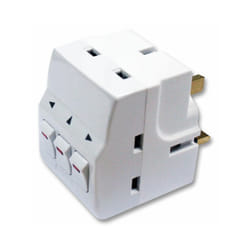 MASTERPLUG 3 Way Individually Switched Mains Adaptor Cube Plug (3x Sockets to 1)