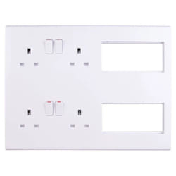 Deta S1985 Multimedia Lounge Plate with 4 x Sockets + 8 Euromodule