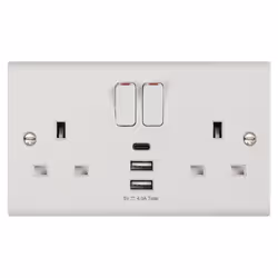 Deta S1288 Slimline Twin 13 Amp Switch Socket c/w 3 x USB Chargers