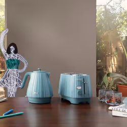 Delonghi Ballerina 1.7L Kettle & 4 Slice Toaster Set, Green