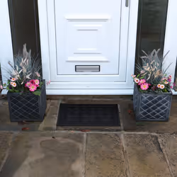 JVL Linden Scraper Rubber Pin Doormat 40x60cm - Additional view 8