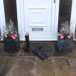 JVL Daisy PVC Pin Scraper Doormat, 45x75cm, Silver - Additional view 9