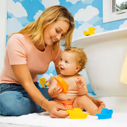 Munchkin Baby's First Bath, 3 Piece Bath Toy Gift Set
