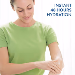 Face & Body Moisturiser, 1L, Moisturising Lotion For Normal To Dry, Sensitive Skin, With Niacinamide & Vitamin E