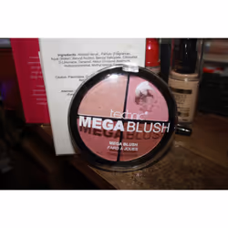 MEGA BLUSH