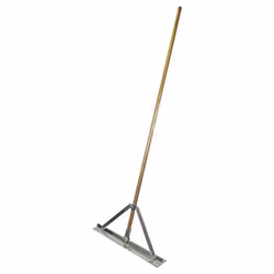 Faithfull Aluminium Builder's Spazzle with Wooden Handle