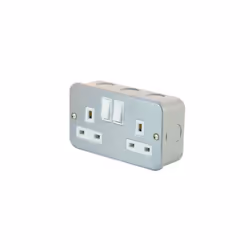 Selectric LG9098MB Metalclad Switch Socket 13 Amp - 2 Gang SP