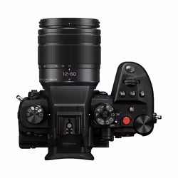 Panasonic Lumix GH6 + G VARIO 12-60mm f/3.5-5.6 ASPH. Power O.I.S. MILC 25.21 MP Live MOS 11552 x 8672 pixels Black