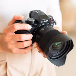 Panasonic S-S18 MILC Wide-angle Black - Additional view 5