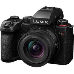 Panasonic Lumix DC-S5M2+ S-R1840 18–40 mm MILC Body 24.2 MP CMOS 12000 x 8000 pixels Black