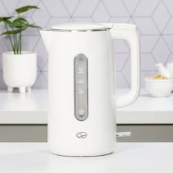 Quest 1.5L Fast Boil Kettles / 2 Colours - White