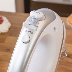 Quest 35890 Electric Hand Mixer / Complete With Chrome Beaters, Dough Hooks & Balloon Whisk