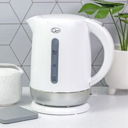 Quest 1.5L Fast Boil Kettles with Spout Filter & Water Level Indicator - White