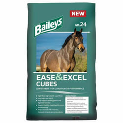 Baileys No.24 Ease & Excel Cubes 20kg