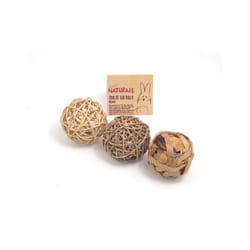 Naturals Trio Of Fun Balls Med