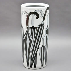 18" BLACK AND WHITE UMBRELLA STAND