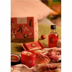 The Body Shop Jolly & Juicy Strawberry Essentials Gift Set