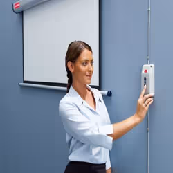 Nobo Electric Wall Projection Screen 1600x1200mm - Additional view 4