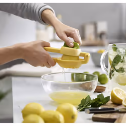Joseph Joseph 20171 JuiceMax Dual-Action Citrus Press, Plastic - Additional view 8