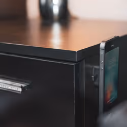 Oxford CLIQR Surface Device Mount - Additional view 4