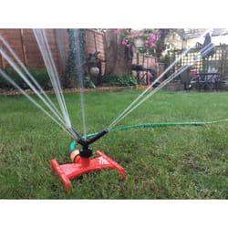 Amtech U2390 Deluxe 3-Arm Sprinkler