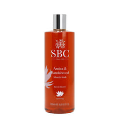 Skincare Arnica & Sandalwood Muscle Soak - 500ml | Soothing Bubble Bath for Men and Women | Vegan Friendly Bath Soak |