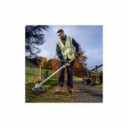 DEWALT DCMST561P1-GB 18V XR 5Ah Li-Ion Cordless Brushless Split Shaft String Trimmer Kit - Additional view 7