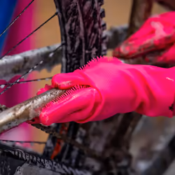 Muc-Off Deep Scrubber Gloves, Large - Silicone Scrubbing Gloves for Car Cleaning and Bike Cleaning - BPA-Free Heat Resistant Cleaning Gloves, Pink
